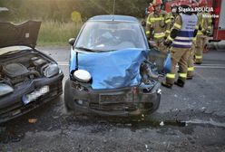 Wypadek w Mikołowie. Trzy rozbite pojazdy, winny 83-latek
