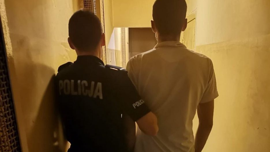 Śląskie. 33-letni mieszkaniec Jastrzębia-Zdroju skradł akumulatory z samochodów ciężarowych.