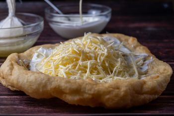 Smakują jak z węgierskiej budki. Świetne do gulaszu i na przekąskę do filmu