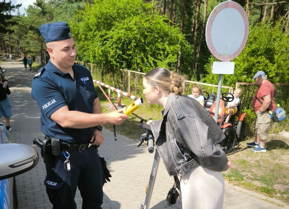 Wyjechali w teren i kazali "dmuchnąć". Sprawdzili nie tylko turystów