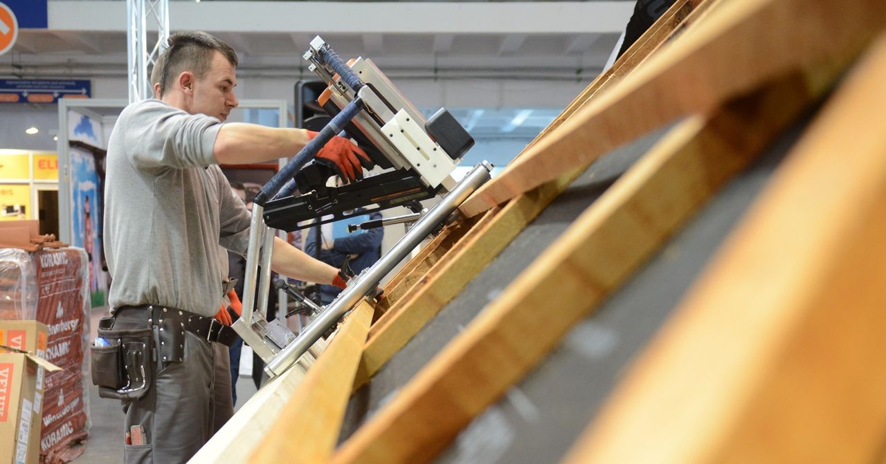 Solidny pracownik zarobi 12 tys. zł. Firmy przyjmą właściwie od zaraz