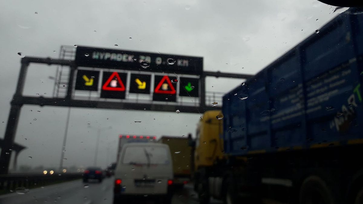 Wrocław. Wypadek na autostradzie A4. Droga zablokowana
