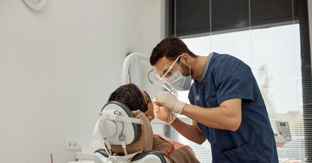 Turystyka dentystyczna. Tu Polacy jeżdżą po plomby za 50 zł