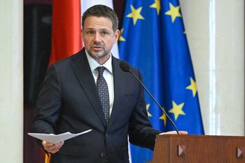 Trzaskowski "za" rewolucją w Warszawie. Wcześniej padły wymowne słowa