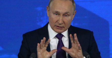 Rosja słabnie i się degraduje, jednak Putin czuje się silny. Dlaczego? [ANALIZA]