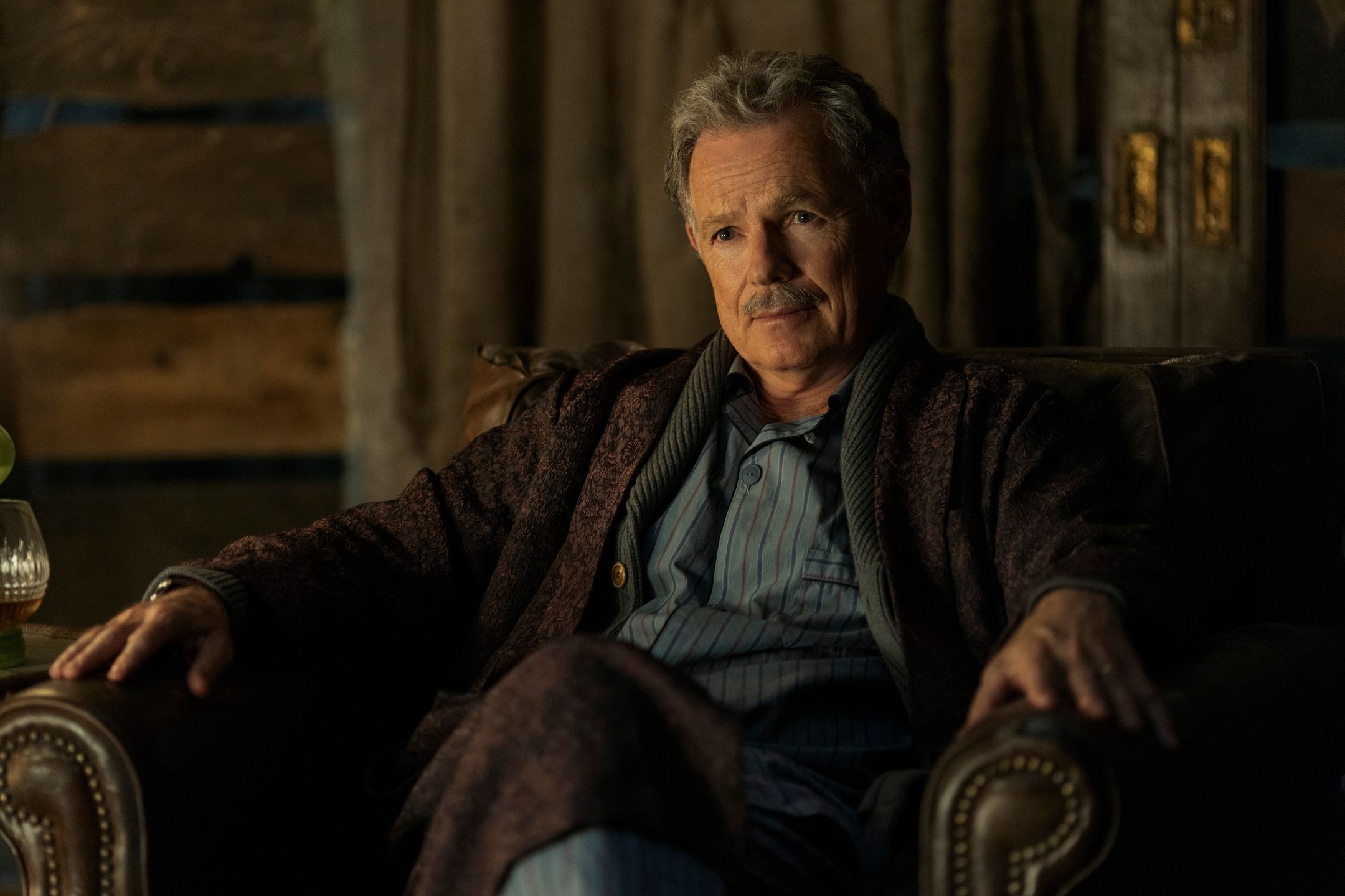 Bruce Greenwood jako Roderick Usher