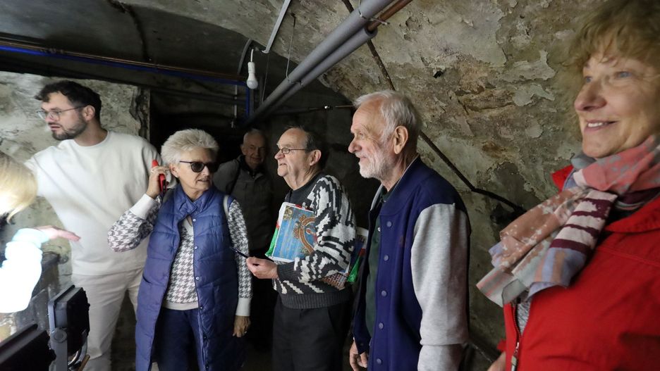 Zwiedzanie zabytkowej piwnicy w Grudziądzu