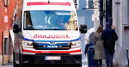 29-latek zmarł na chodniku po wyjściu ze szpitala. Co wykazały badania?