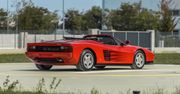 Ferrari Testarossa Pininfarina Spider z przebiegiem 413 km trafi pod młotek. Jest warte majątek