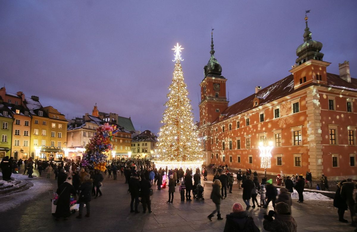 Świąteczna iluminacja rozbłysła na ulicach Warszawy! [GALERIA]