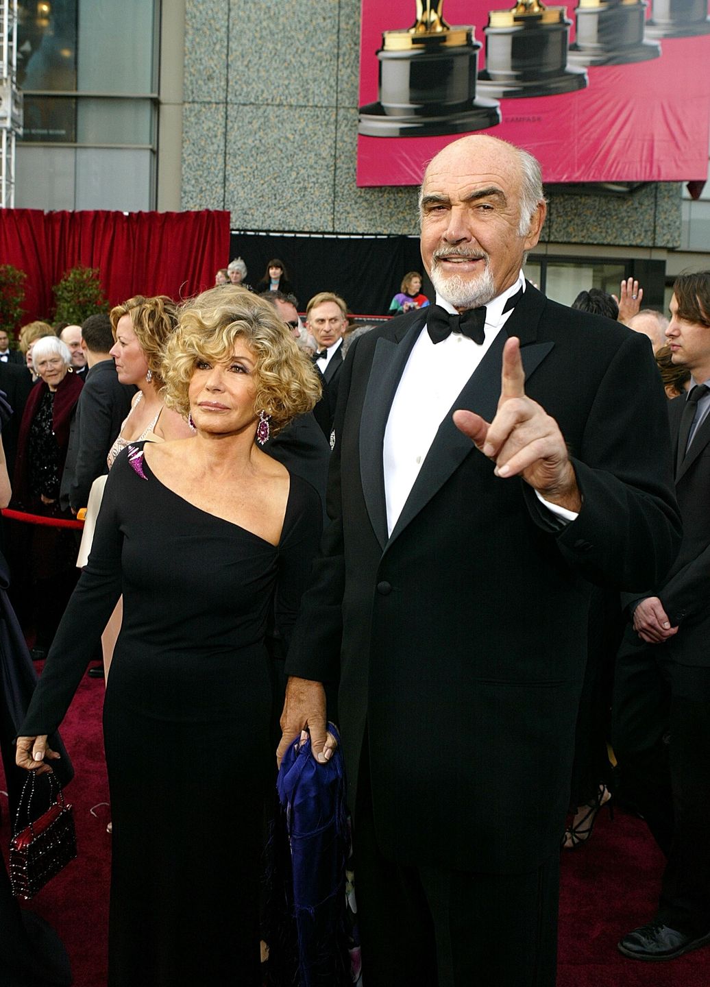 Sean Connery i Micheline Roquebrune w 2004 roku