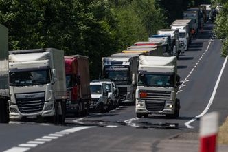 Ciężka sytuacja na granicy. Ukraina chce przepuszczania do tysiąca ciężarówek dziennie