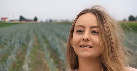 Nicola z "Rolnika" zaskoczyła fanów. Gdzie podział się blond?