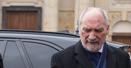 Kolejne doniesienia w sprawie kierowców Macierewicza. Pokazano zdjęcie