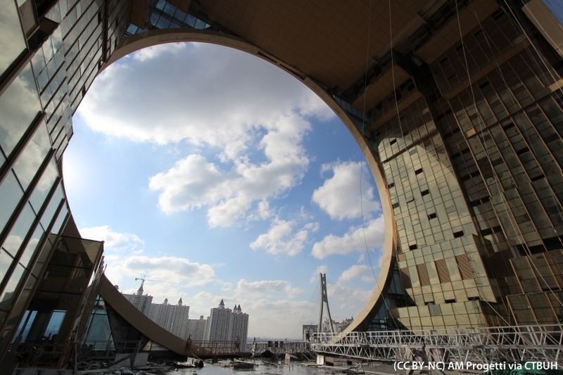 Zdjęcia majestatycznego Guangzhou Circle górującego nad Chinami 3