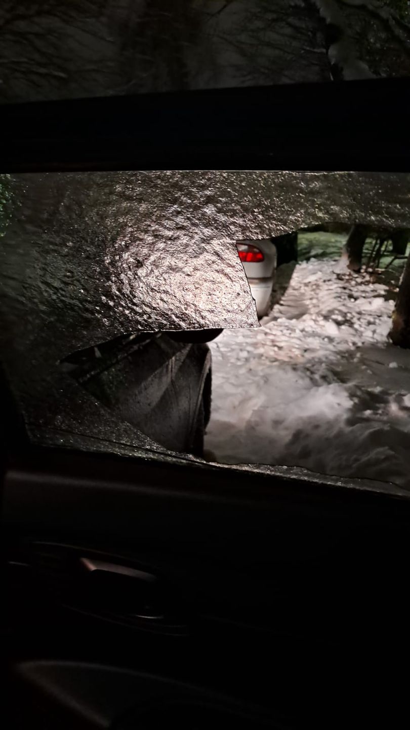 Mieszkanka Gdańska zastała w swoim aucie drugą "szybę".