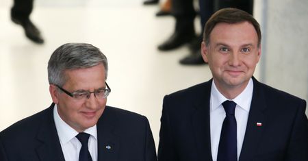 Komorowski o ruchu Dudy: to jest żałosne