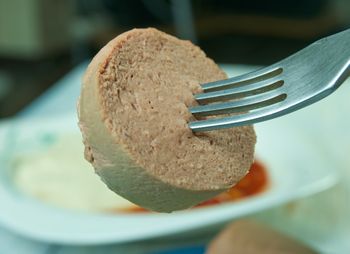 Polacy zajadają się od lat. W sklepie lepiej omijać