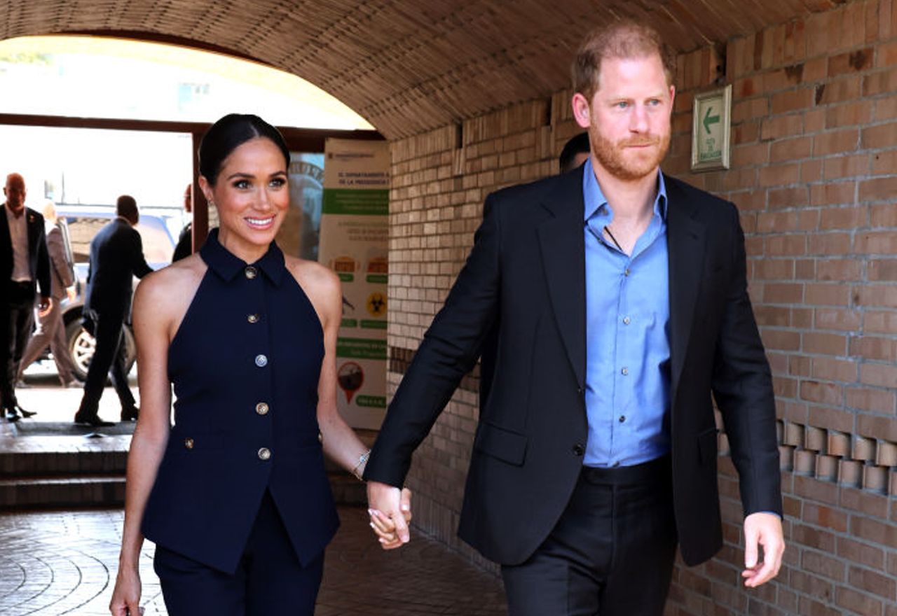 Meghan zemści się na rodzinie królewskiej? Zachodnie media: "Ma broń w tylnej kieszeni"