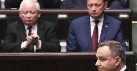 Oto co się stanie, jeśli Duda podpisze "lex TVN". Medioznawca nie ma wątpliwości