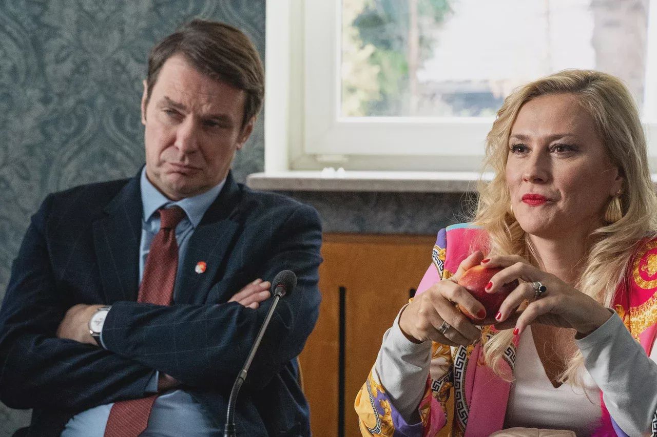 "Królów" w ramówce TVP1 zastąpi serial z Barbarą Kurdej-Szatan