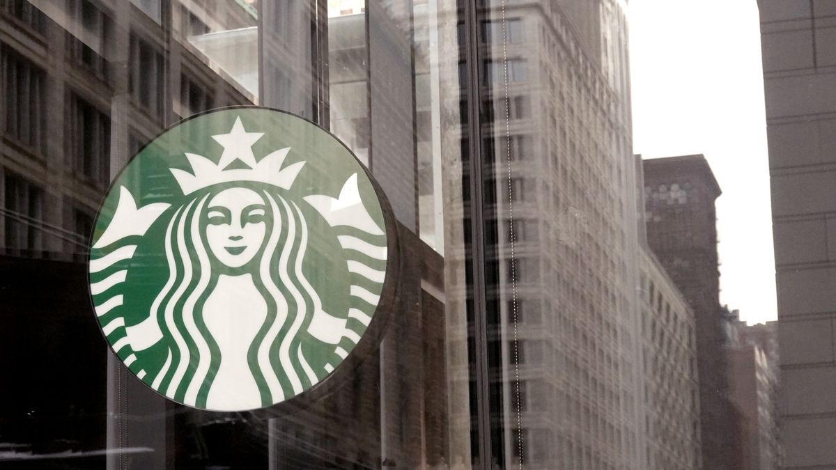 Starbucks zapowiada zamknięcie wielu kawiarni w USA