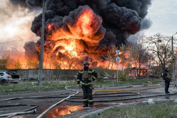 Niemal 200 dronów nad Ukrainą. Rosja uderzyła w porty i energetykę