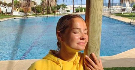STYLOWE MAMY: Małgorzata Socha w seksownych mikromajteczkach