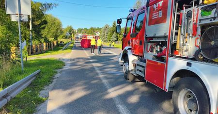 Tragedia w miejscowości Gózd. 46-latka śmiertelnie potrącona na starej "siódemce"