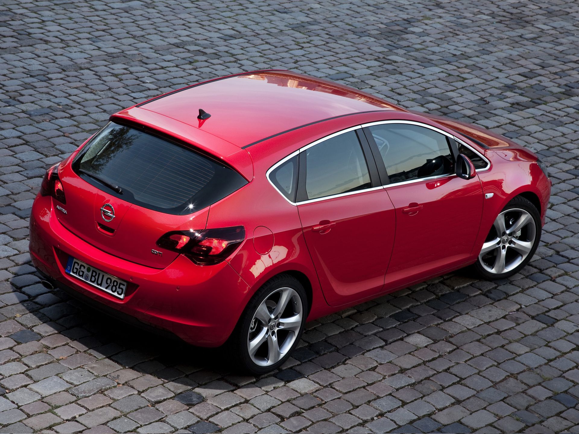 Opel Astra J