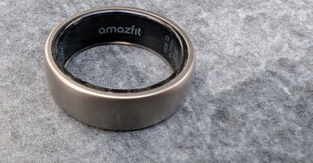 Amazfit Helio Ring - jedyny smart pierścień, którego potrzebujesz?