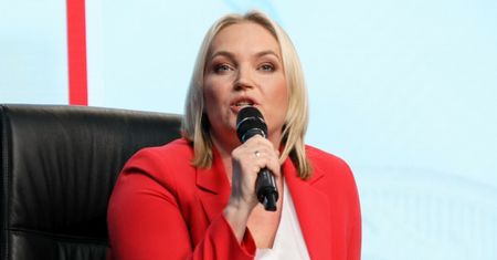Dominika Chorosińska pochwaliła się DAROWIZNĄ, jaką przekazała na rzecz PiS. W komentarzach burza. "TAK MAŁO?"