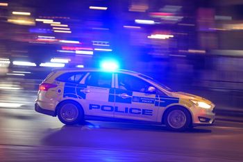 Wypadek w Wielkiej Brytanii z udziałem radiowozu. Kilka osób nie żyje