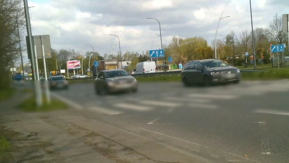 Manewr wyprzedzania na przejściu dla pieszych