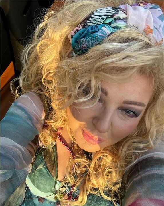 Magda Gessler wydyma usta na nowym zdjęciu i komplementuje Maję Staśko. Słodko?