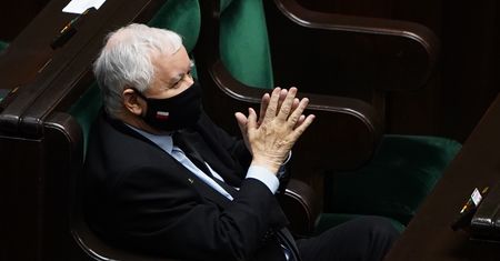 Słowik: "Pandemiczne potworki Kaczyńskiego" [OPINIA]