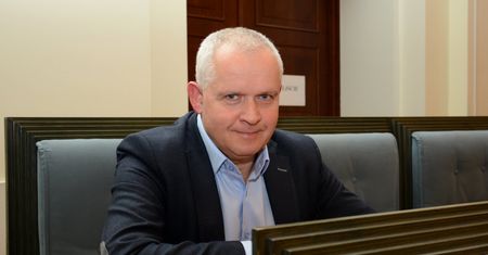 Ogromna pensja samorządowca. Zarabia więcej niż prezydent
