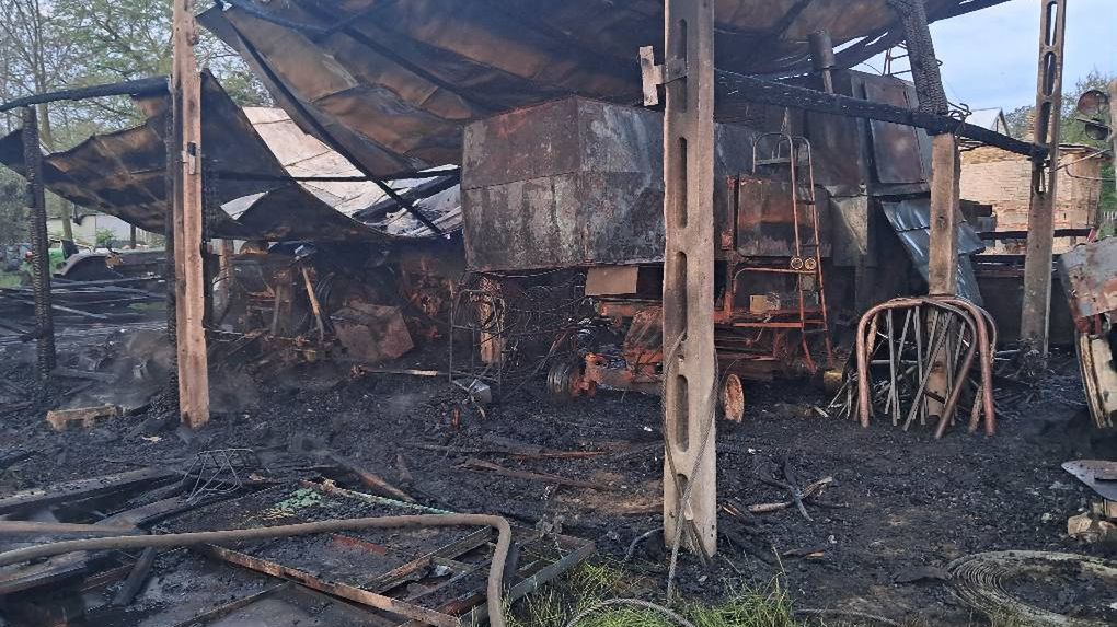 Spłonęły wszystkie maszyny. Dramat pod Ciechanowem