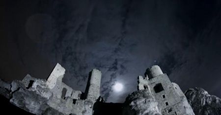 Time-lapse z zamku w Ogrodzieńcu [wideo]