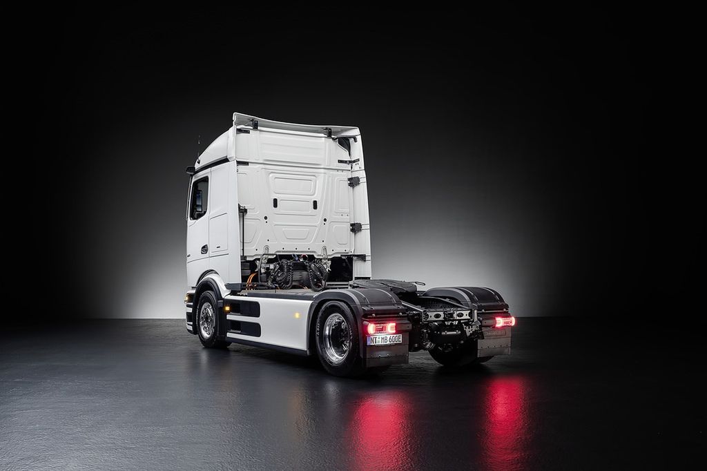 Mercedes eActross 600