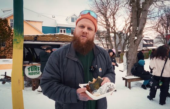 Nowy program podróżniczy w Kanale Zero. Prowadzącym został kucharz