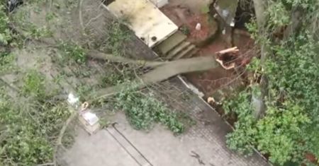 Obudził ich potężny huk. "Brzmiało to jak wybuch bomby"