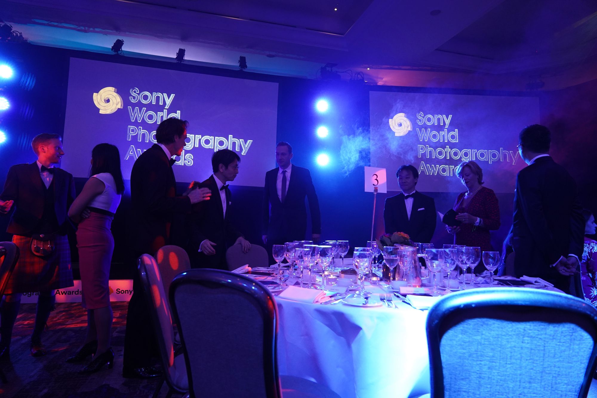Kontrowersyjny materiał o samobójstwach wygrał Sony World Photography Awards 2019 14