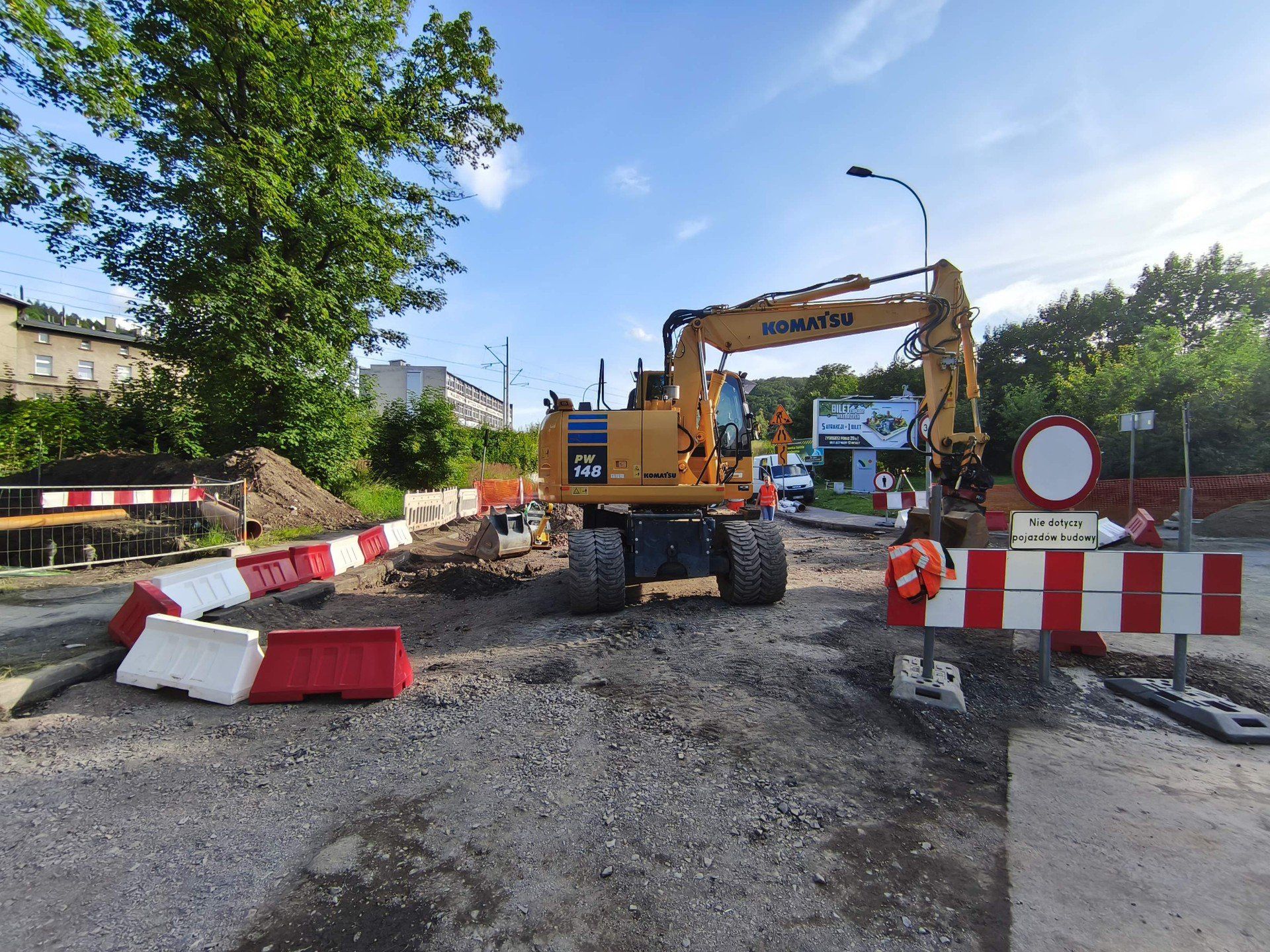 Zamknięcie ul. Wrocławskiej w Wałbrzychu na półmetku