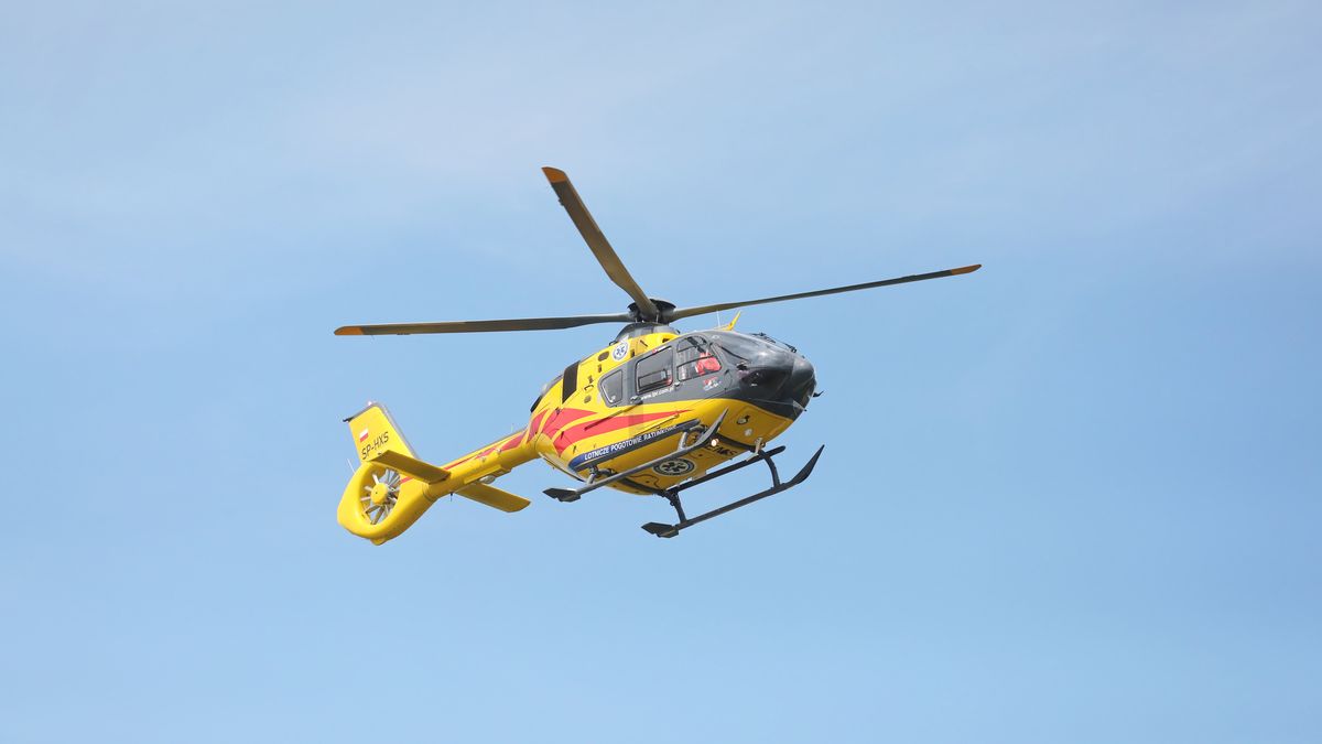 45-latka doznała w wypadku poważnych obrażeń. Zmarła mimo interwencji załogi śmigłowca LPR