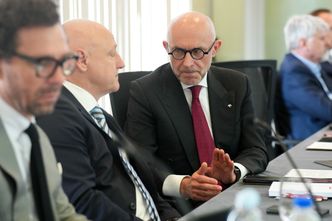 Zarządy spółek skarbu państwa zarobią mniej. Wchodzi w życie plan MAP-u