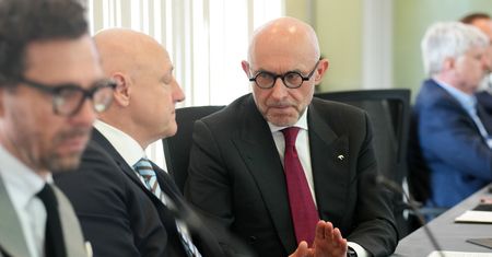 Zarządy spółek skarbu państwa zarobią mniej. Wchodzi w życie plan MAP-u