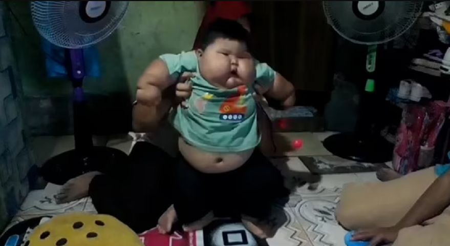 Maluch cierpi na otyłość