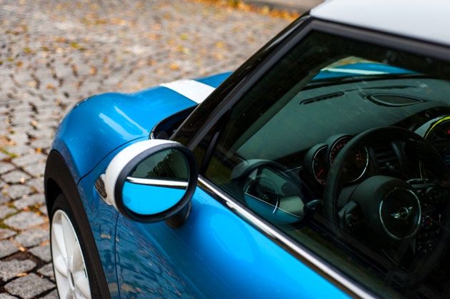 Mini Cooper - lewy bok