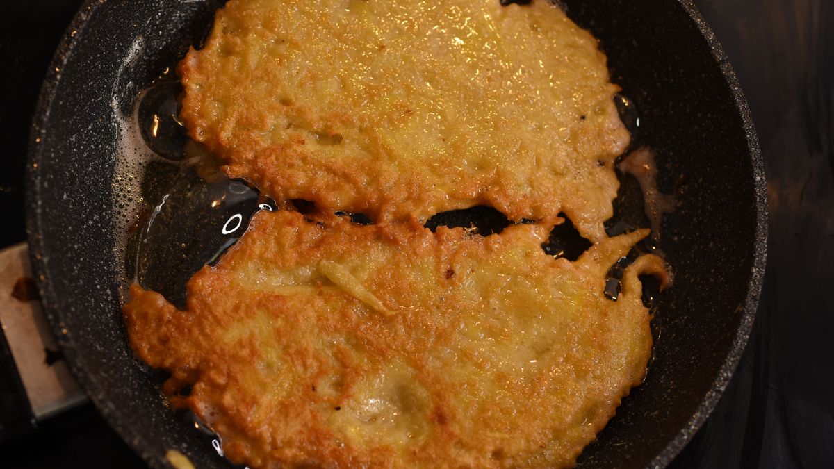 Jak soda oczyszczona wpływa na chrupkość placków ziemniaczanych?